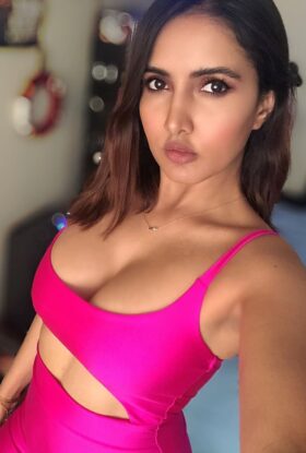 Escort In ajman +971543021349