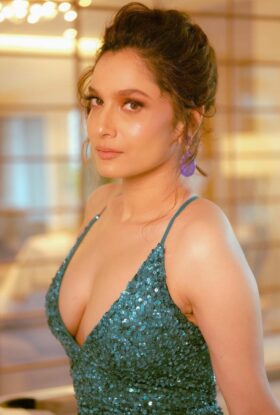 Abu Dhabi Escorts +971555401760